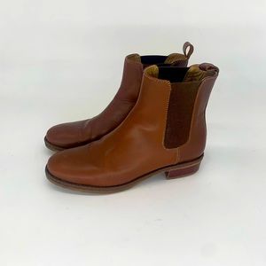 LL Bean Chelsea Boots 8.5